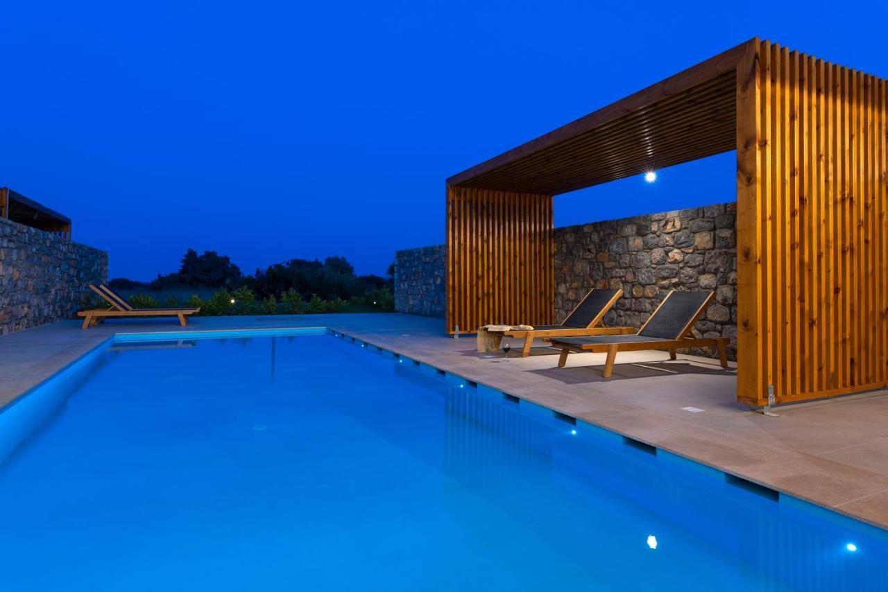 Aethrion Villas & Suites เกนนาดี ภายนอก รูปภาพ